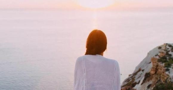 男人爱一个人，才会有的“软肋”，装不出来休闲区蓝鸢梦想 - Www.slyday.coM