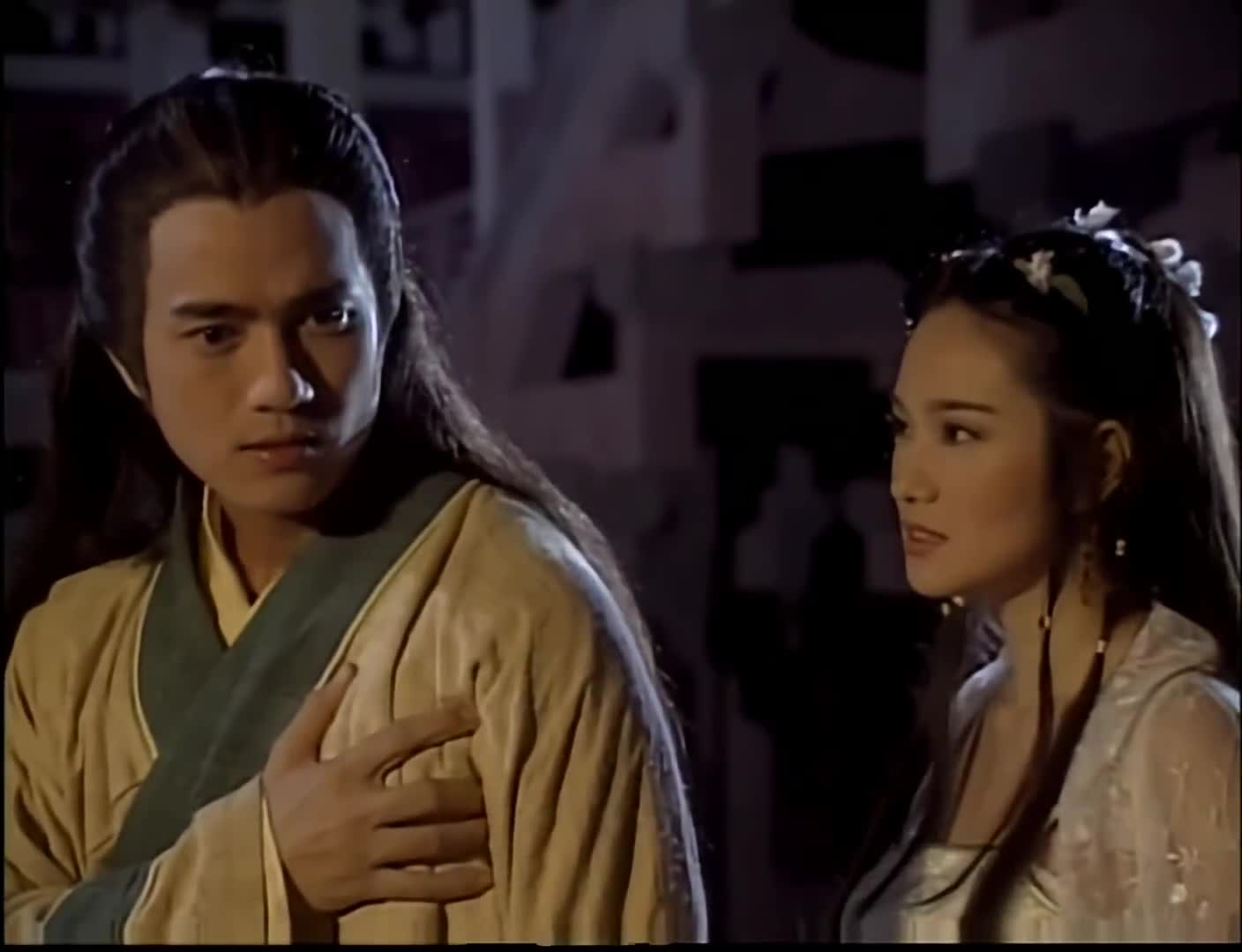 绝代双骄邀月为爱痴狂欲杀江枫泄恨怜星痴心求情