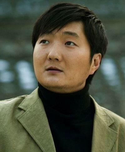 2/ 11相爱十年,剧中王大治的形象,和生活中王大治的形象是截然不同