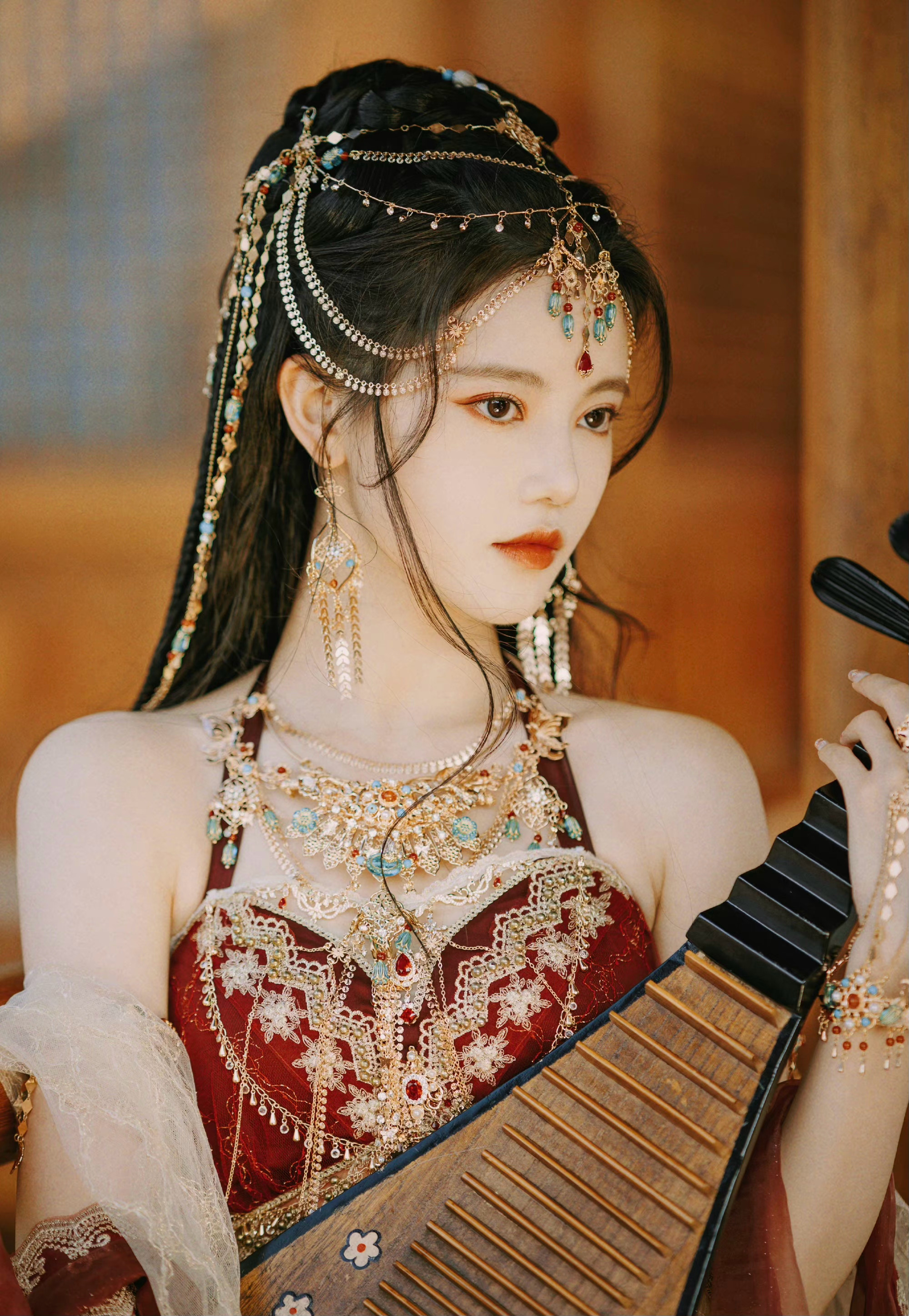 美艳动人优雅灵动,绝美气质绝代佳人