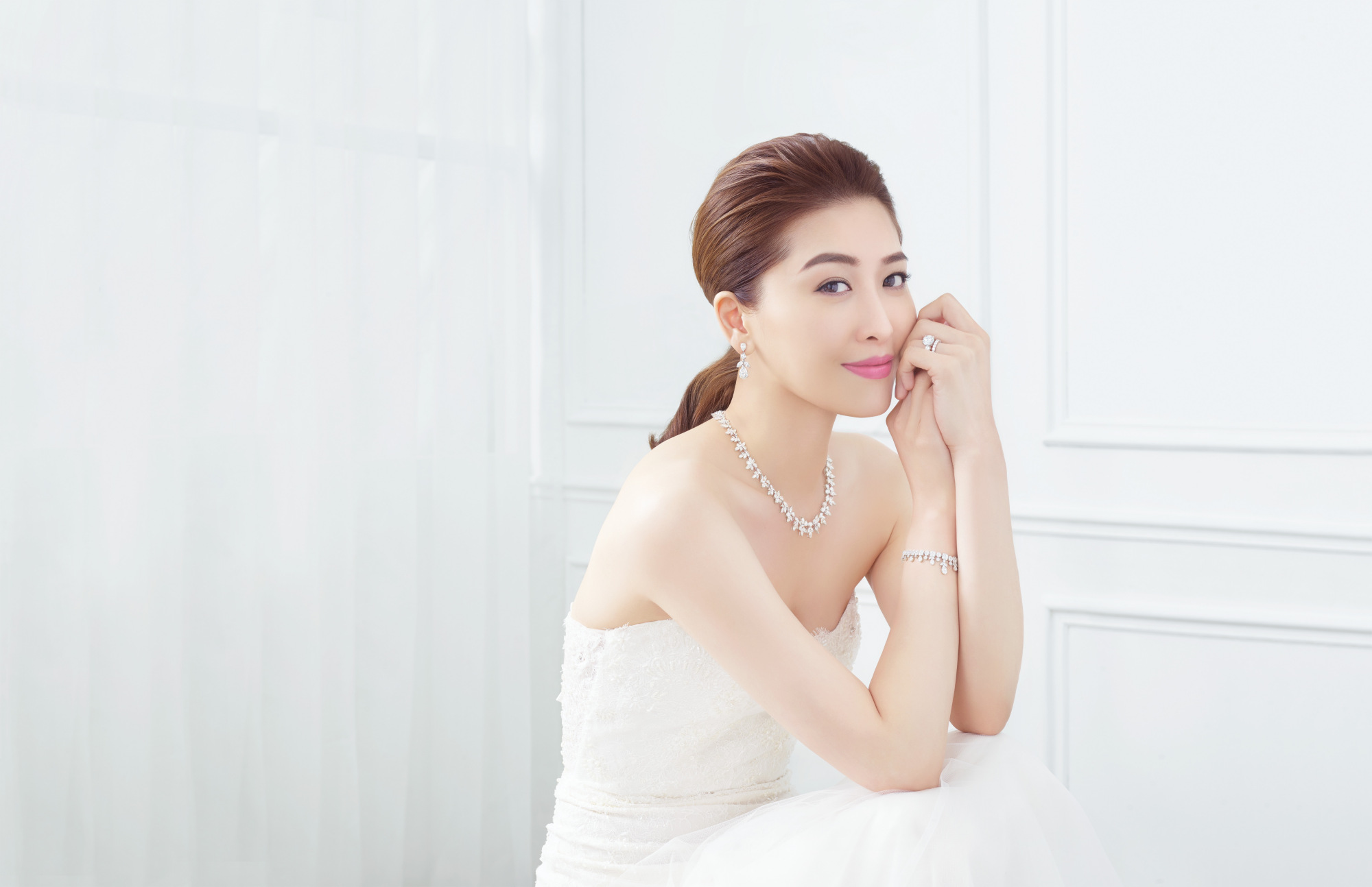 最近有种美叫做周励淇穿搭看似简单却难驾驭姑娘衣品不错呦