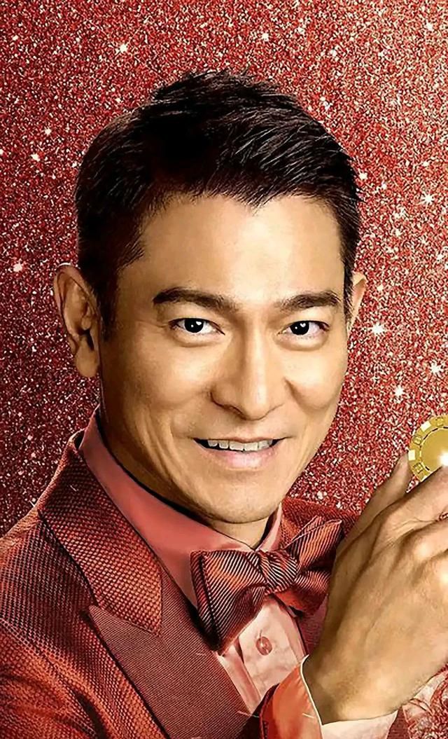 刘德华果然有才书法别具一格耐人寻味在刘晓庆之上