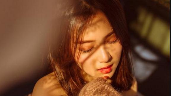 一个让男人爱的死去活来的女人，都是因为做到了这点休闲区蓝鸢梦想 - Www.slyday.coM