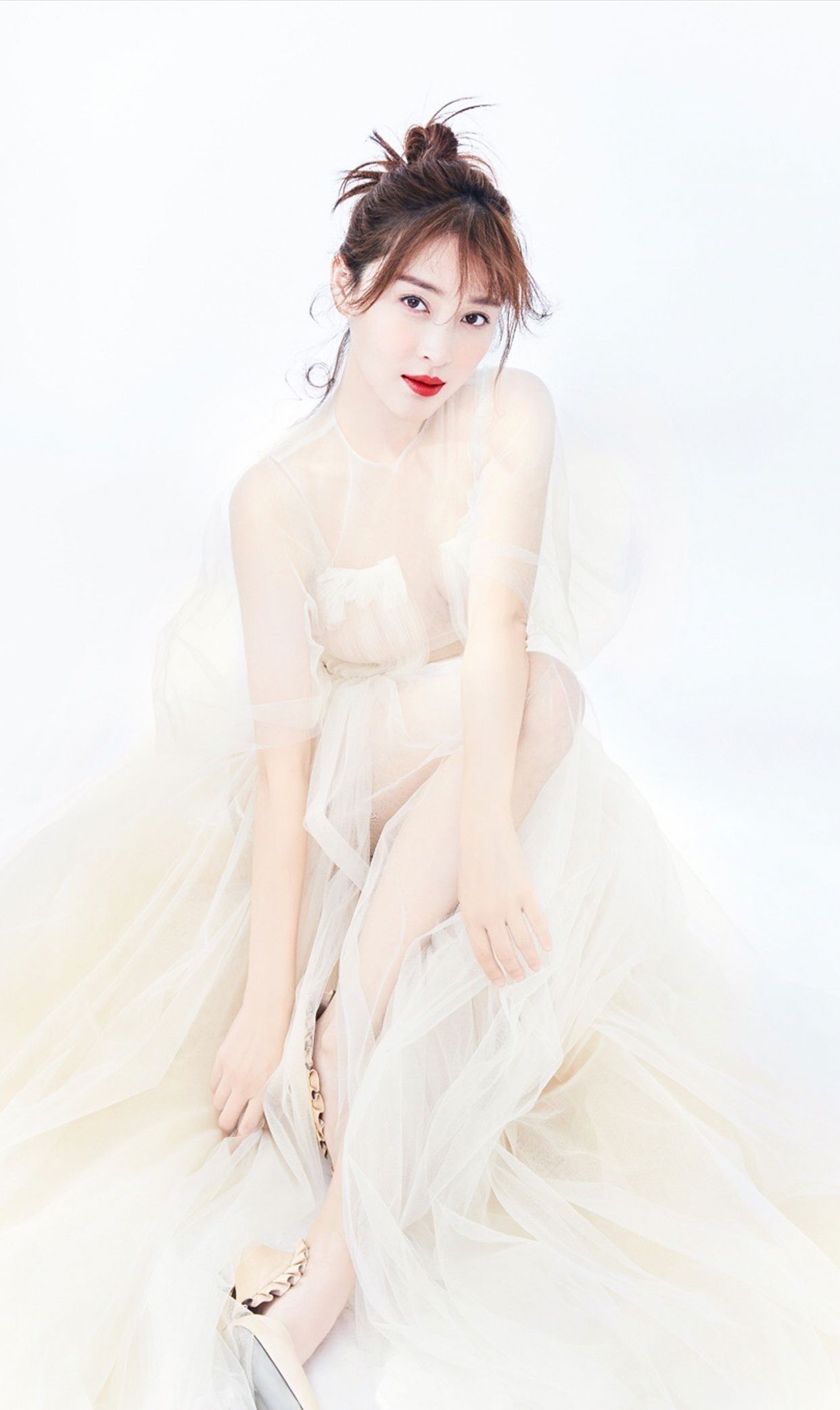 甘婷婷是个气质颜值美女,很喜欢她出演的戏剧