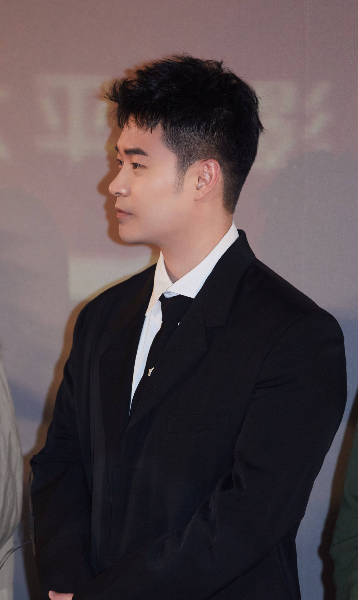 演员陈赫,综艺感爆棚,气氛担当,来看写真照吧_高清图集_新浪网