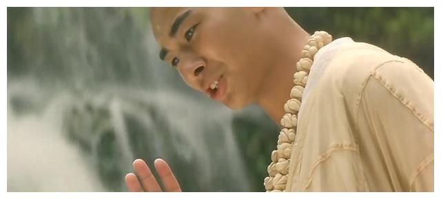 为什么法海发大招前会喊大威天龙