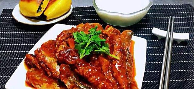 今日美食分享茄汁鲅鱼汤汁酸甜鱼肉鲜美