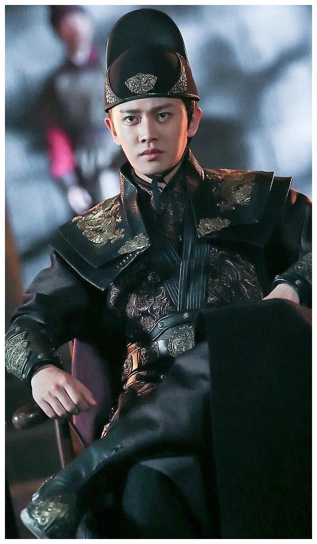 锦衣之下陆大人飞鱼服上的飞鱼图案是会飞的鱼吗