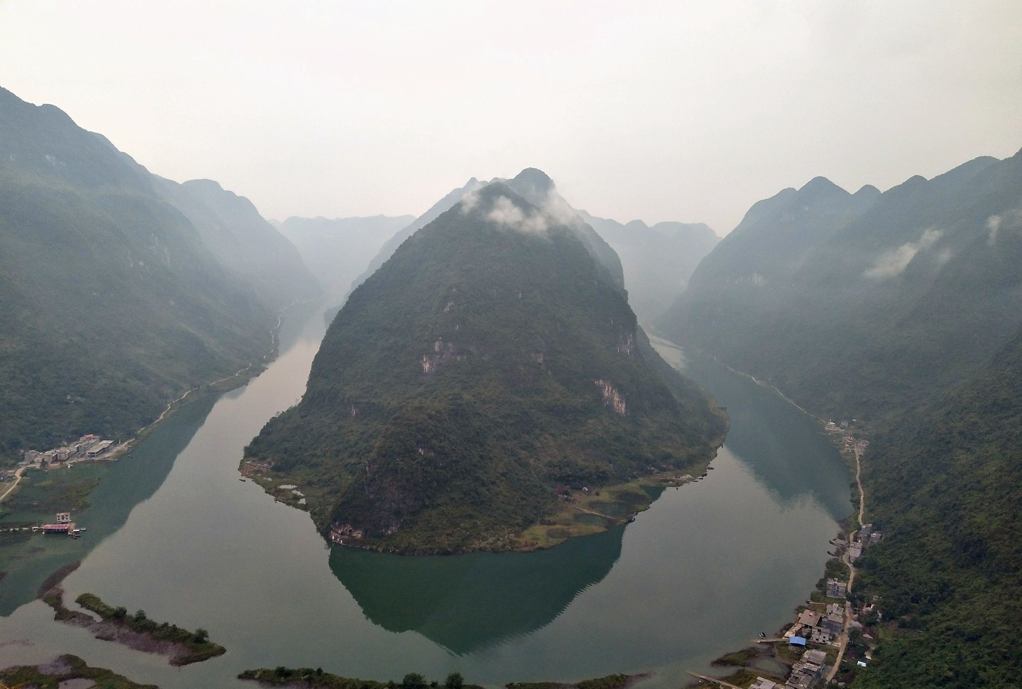 河流的大拐弯非常美！我国河流很多，这几个大拐弯你见过吗?