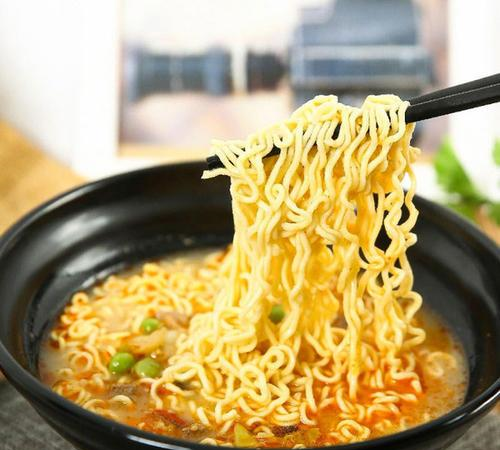 为什么一般的面条都是直的,泡面却做成了卷的?看完真的涨知识休闲区蓝鸢梦想 - Www.slyday.coM 为什么一般的面条都是直的,泡面却做成了卷的?看完真的涨知识休闲区蓝鸢梦想 - Www.slyday.coM