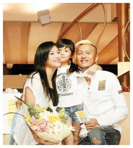 还记得草蜢乐队吗?如今苏志威娶了刘小慧,蔡一杰至今还单身