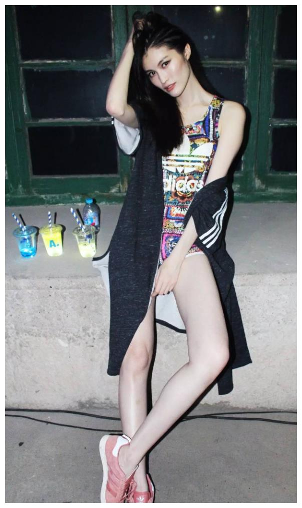 何穗,身高178体重仅100斤,减肥食谱公布,坦言:靠吃就能瘦