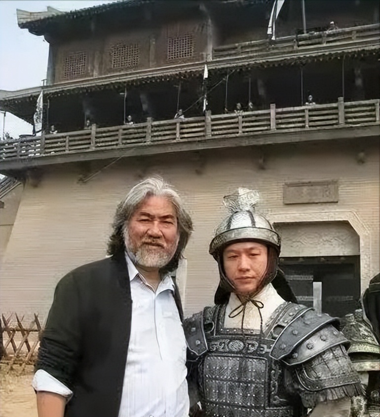 张颂文的爆红，让我们看到了娱乐圈真实一面，黄渤说的太对了
