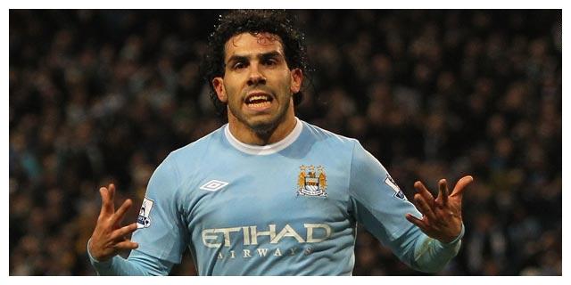 特维斯:我从没想过在中国踢球 我的心属于博卡