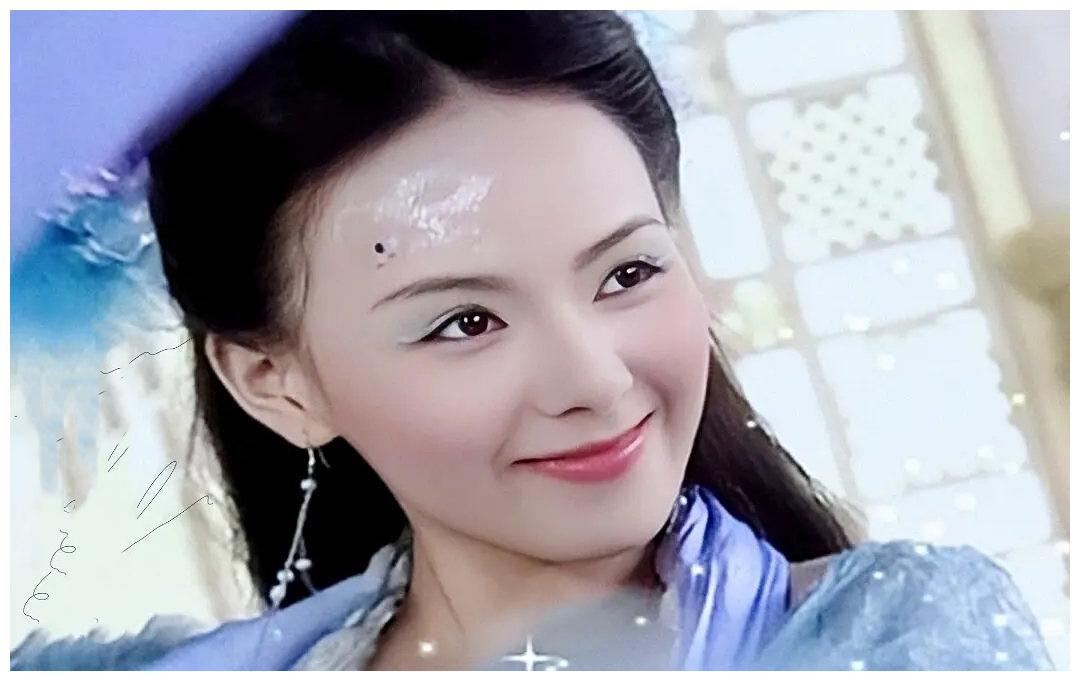 如意芳霏中演妈妈的这位居然是欢天喜地七仙女中的蓝儿