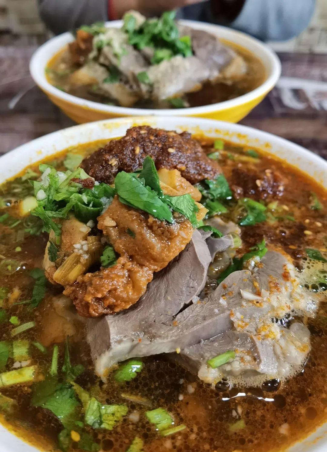 新疆美食篇:伊宁市的面肺子__财经头条