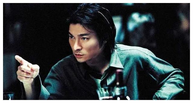 "骗"40年了,59岁刘德华素颜照曝光,偶像的祖先是这样的?