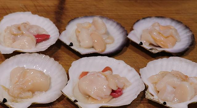 教你做道高颜值的拿手菜，蒜蓉粉丝蒸扇贝，肉质鲜嫩，色香味俱全休闲区蓝鸢梦想 - Www.slyday.coM