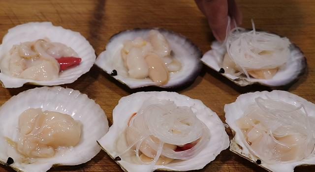 教你做道高颜值的拿手菜，蒜蓉粉丝蒸扇贝，肉质鲜嫩，色香味俱全休闲区蓝鸢梦想 - Www.slyday.coM