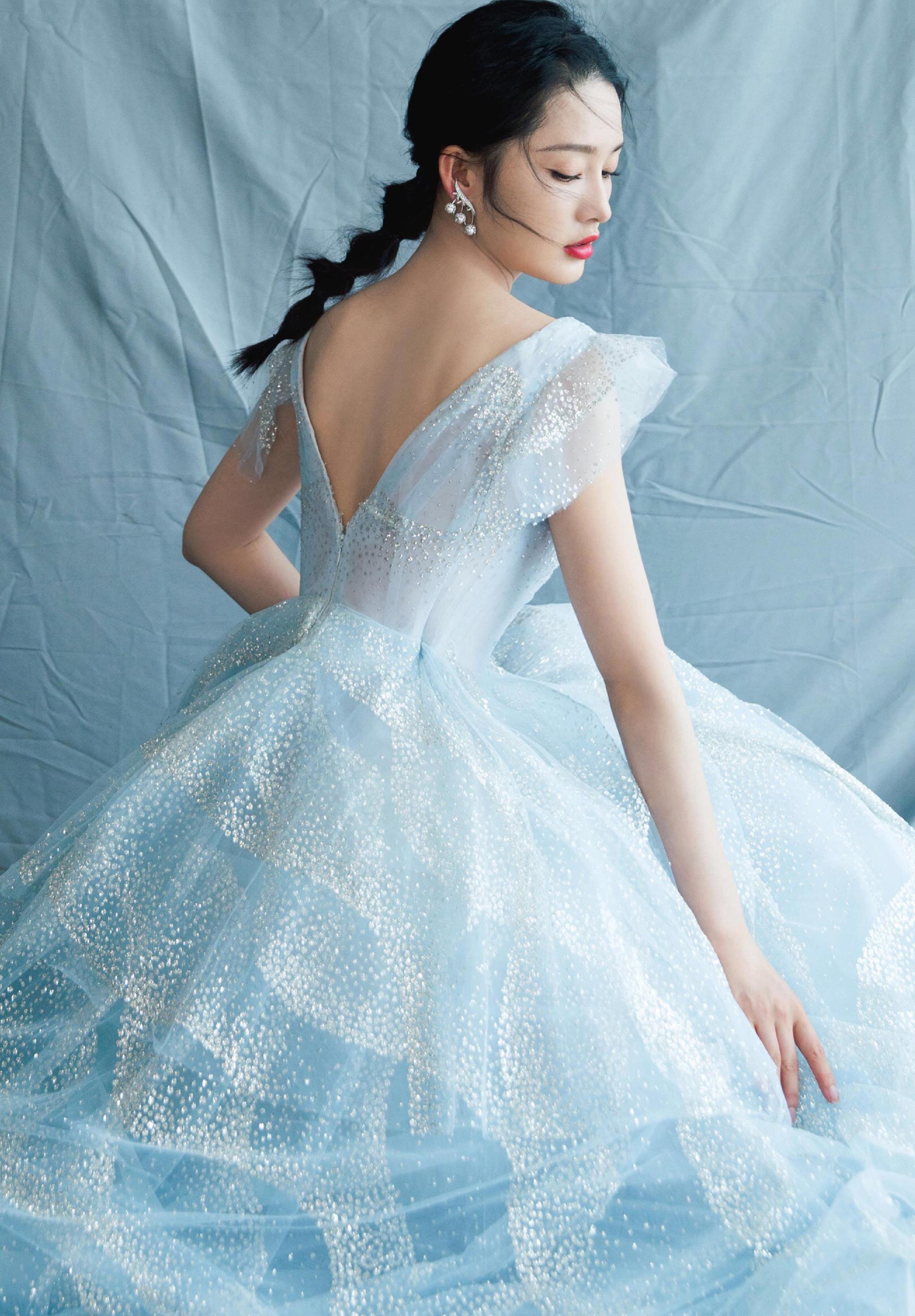 女神李兰迪:第4578期气质潮流美图欣赏