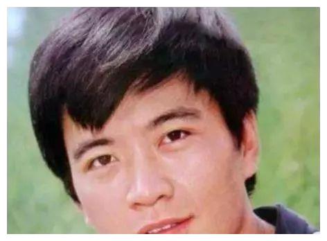 曾是中国第一小生二婚娶尤勇前妻儿子颜值超高还是高材生