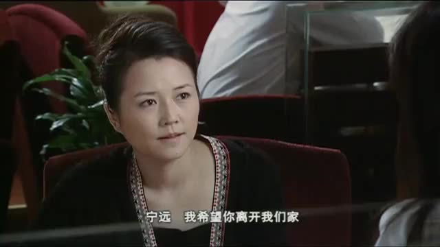 温柔的背后女演员图片