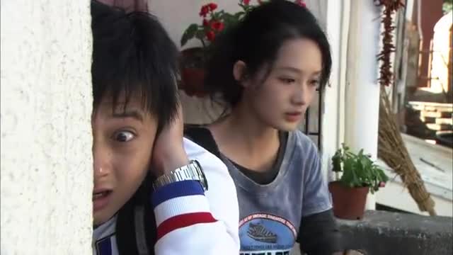 守望的天空葡萄对哥哥说我们对谁都是个麻烦我们离开这里
