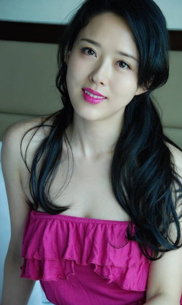 美人颜丹晨,美貌与演技并存,气场全开的女神!_高清图集_新浪网