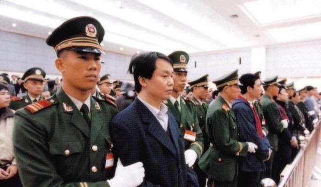 张子强为什么命丧大陆?因为有一样东西香港没有,但大陆有!|死刑|张子强|大陆_新浪新闻
