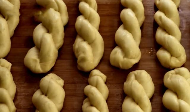 怎样炸麻花（怎样炸麻花又酥又脆）