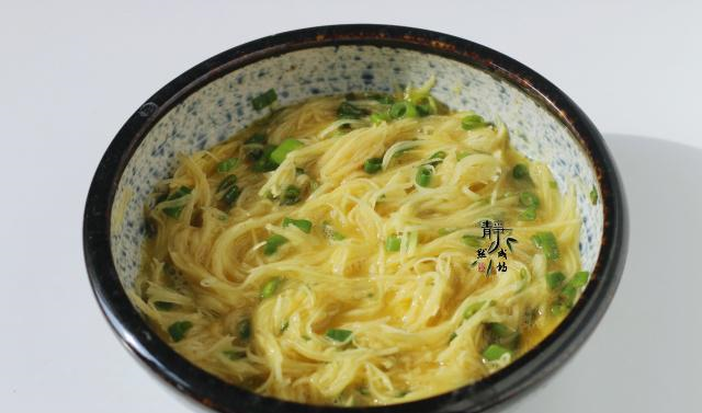 土豆这么做,柔软香嫩,是菜又是饭,快手早餐,选它没错休闲区蓝鸢梦想 - Www.slyday.coM 土豆这么做,柔软香嫩,是菜又是饭,快手早餐,选它没错休闲区蓝鸢梦想 - Www.slyday.coM