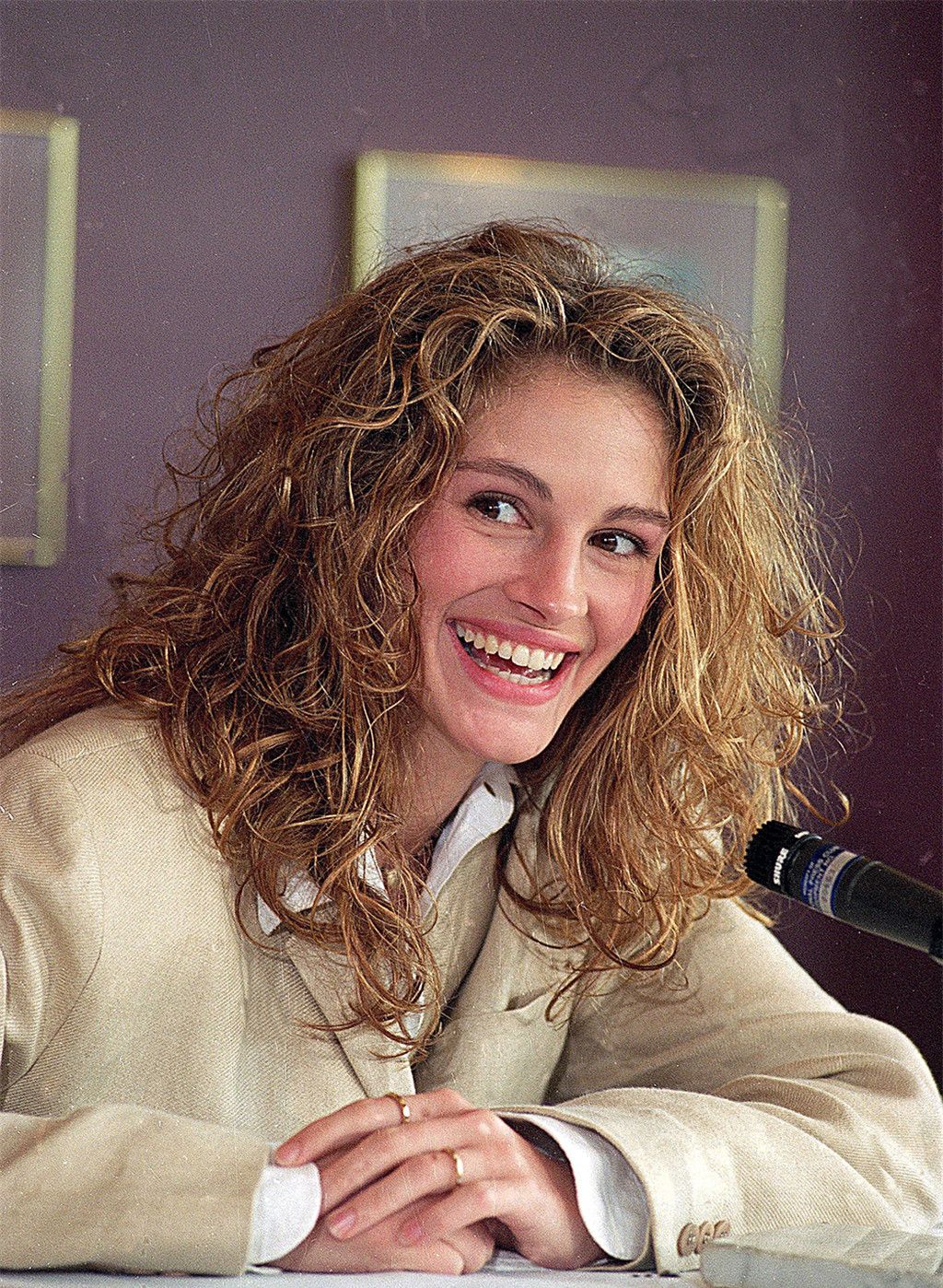 岁月变迁,魅力永在,朱莉娅·罗伯茨的高光时刻