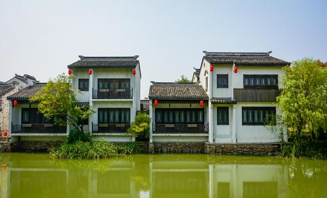 江南最豪气的古镇:把古镇改造成一间酒店,只为保留原汁原味水乡休闲区蓝鸢梦想 - Www.slyday.coM 江南最豪气的古镇:把古镇改造成一间酒店,只为保留原汁原味水乡休闲区蓝鸢梦想 - Www.slyday.coM