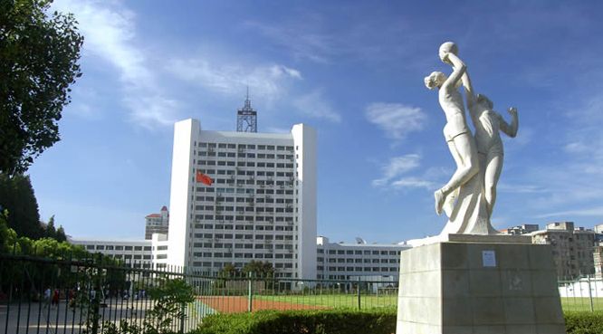 南京邮电大学-校园一角南京邮电大学-图书馆南京邮电大学-湖光景色