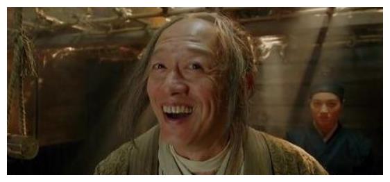 金士杰出演过的作品还是很多的,比如《绣春刀》里的魏忠贤,《唐人街