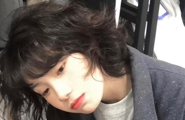 中国式扁头的痛苦!后脑勺又扁又塌好难看,扁头发型该如何选择?
