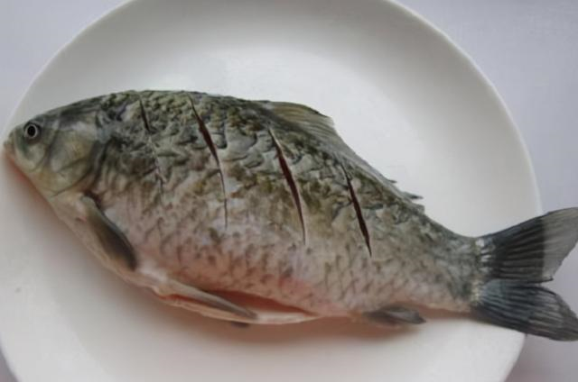 它是鱼腥的死对头！炖鱼时往里放1勺，鱼肉更加鲜嫩，腥味全无！休闲区蓝鸢梦想 - Www.slyday.coM