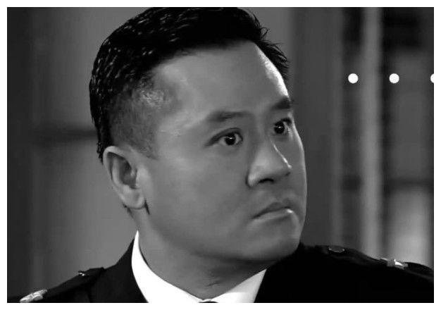 51岁老戏骨麦长青转行开肉铺:人到中年,无力改变世界就改变自己