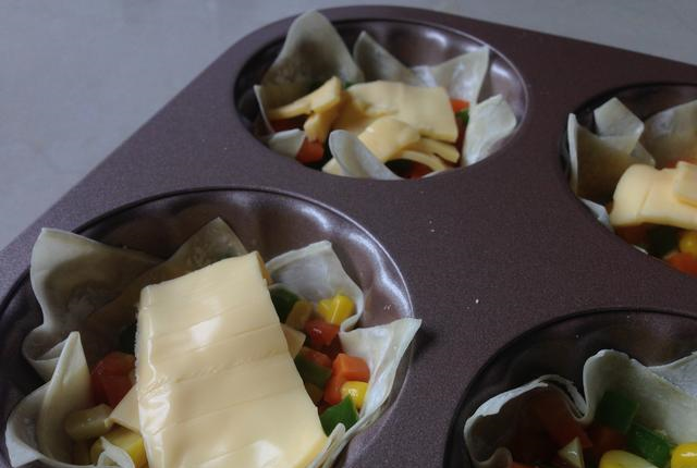 吃剩的云吞皮不要扔，做成这道菜，小孩子抢着吃休闲区蓝鸢梦想 - Www.slyday.coM