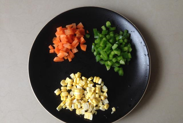 吃剩的云吞皮不要扔，做成这道菜，小孩子抢着吃休闲区蓝鸢梦想 - Www.slyday.coM