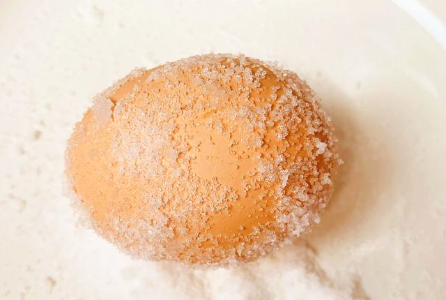 爷爷用土方法腌鸡蛋10天个个流油起沙做法简单易学一看就会