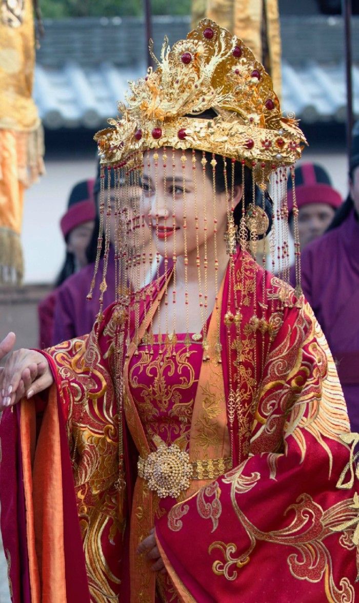 甘婷婷《孤芳不自赏》多造型剧照美图