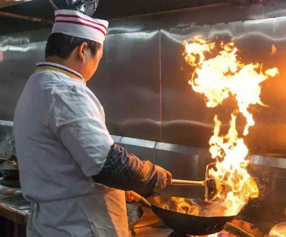 大厨为你解密:炒家常菜火候很关键,需要注意的几个技巧|解密|火候