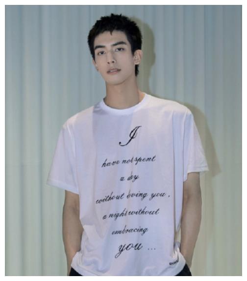 易烊千玺,吴磊平头造型太意外,宋威龙同款造型最有争议