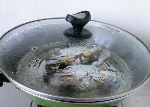 河蟹怎么做才好吃（河蟹怎么做好吃又简单蒸几分钟）-85模板网