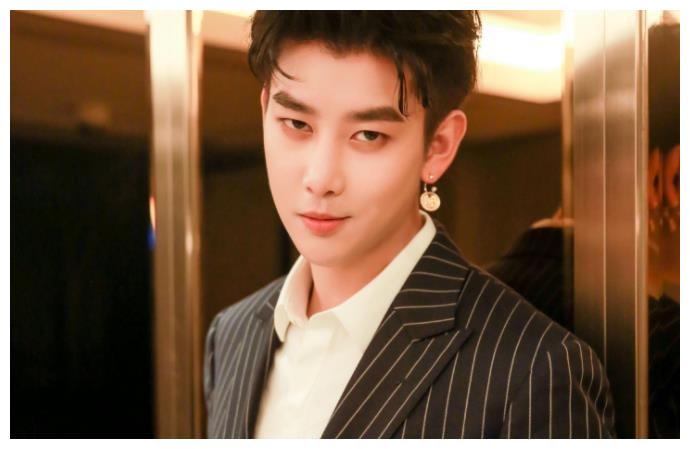 陈梦瑶男友是谁个人资料 陈梦瑶被曝与周艺轩因戏生情怎么回事