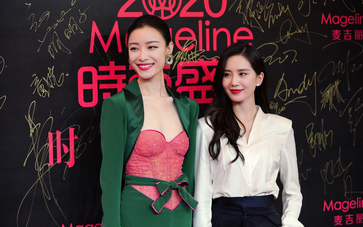 刘诗诗倪妮十指紧扣走红红毯,虽然身高很吃亏,但却赢了气场_高清图集