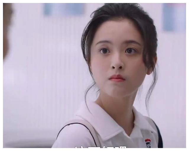 家人之名小橙子不愿跟着妈妈给子秋蛋糕店帮忙两人感情升温