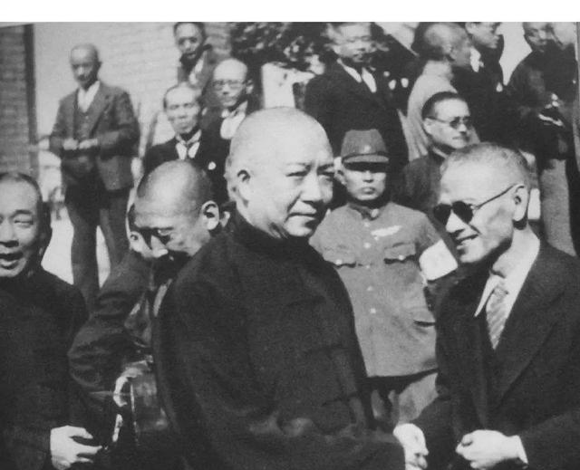 他饱读诗书却成汉奸，还骗了<a href=