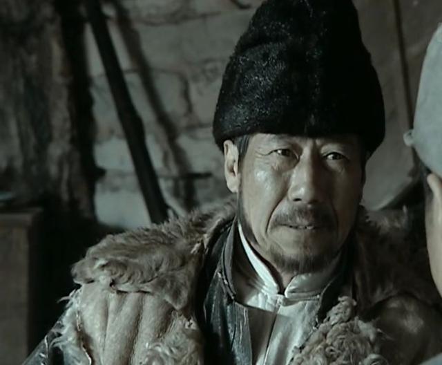 《亮剑》黑云寨李云龙一盏茶时间攻破,为何楚云飞三个营拿不下|黑云